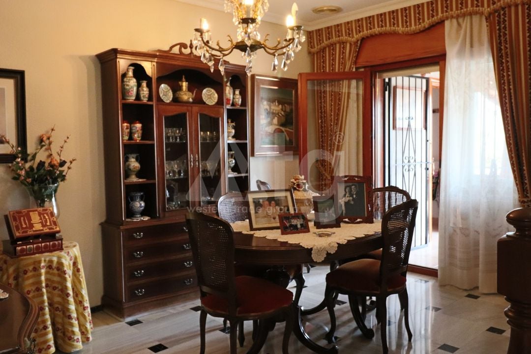 6 bedroom Villa in La Nucia - CPP60035 - Photo - 12