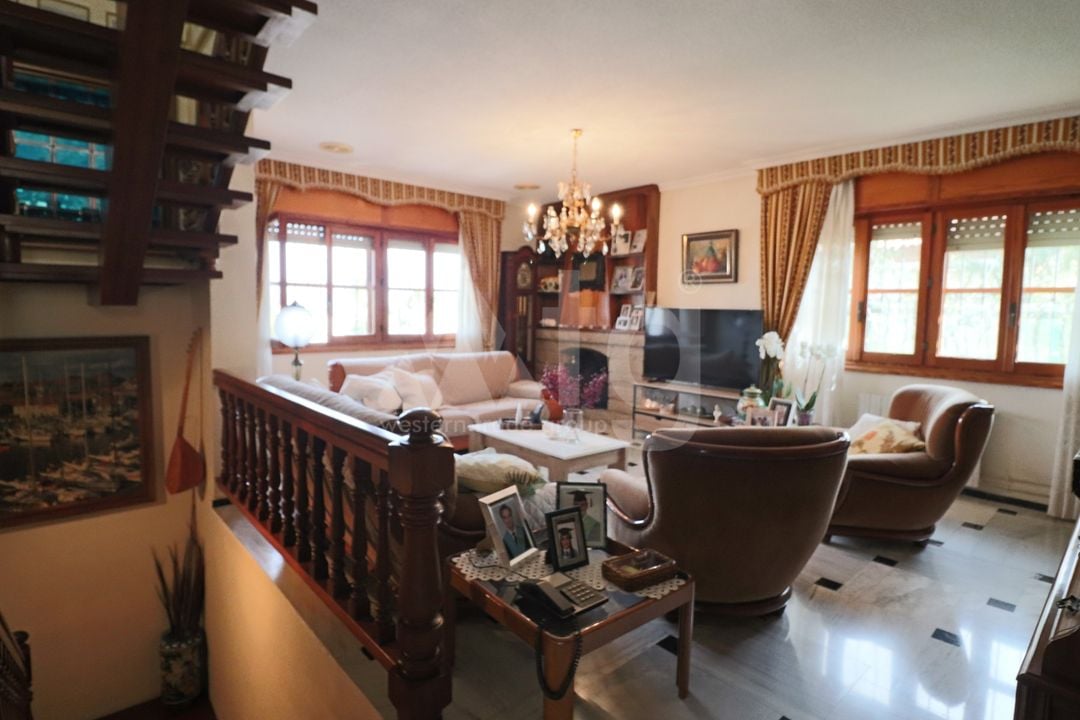 6 bedroom Villa in La Nucia - CPP60035 - Photo - 13