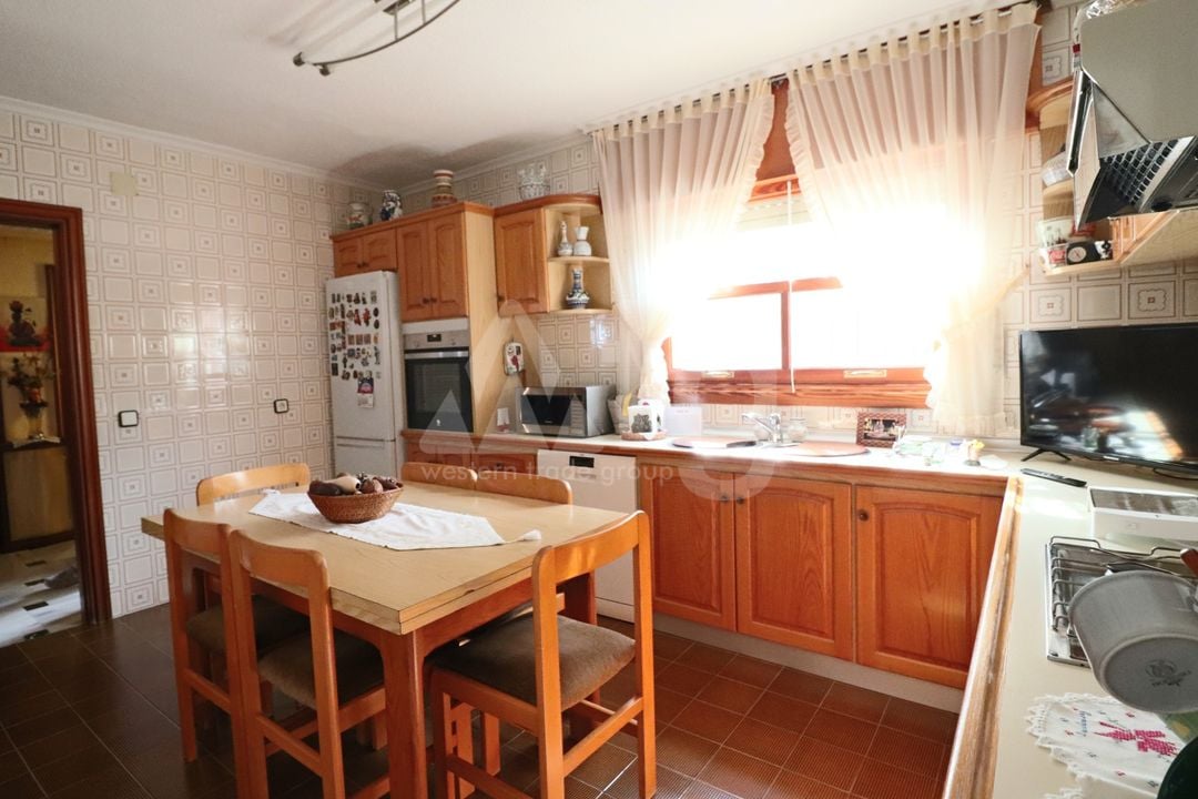 6 bedroom Villa in La Nucia - CPP60035 - Photo - 15