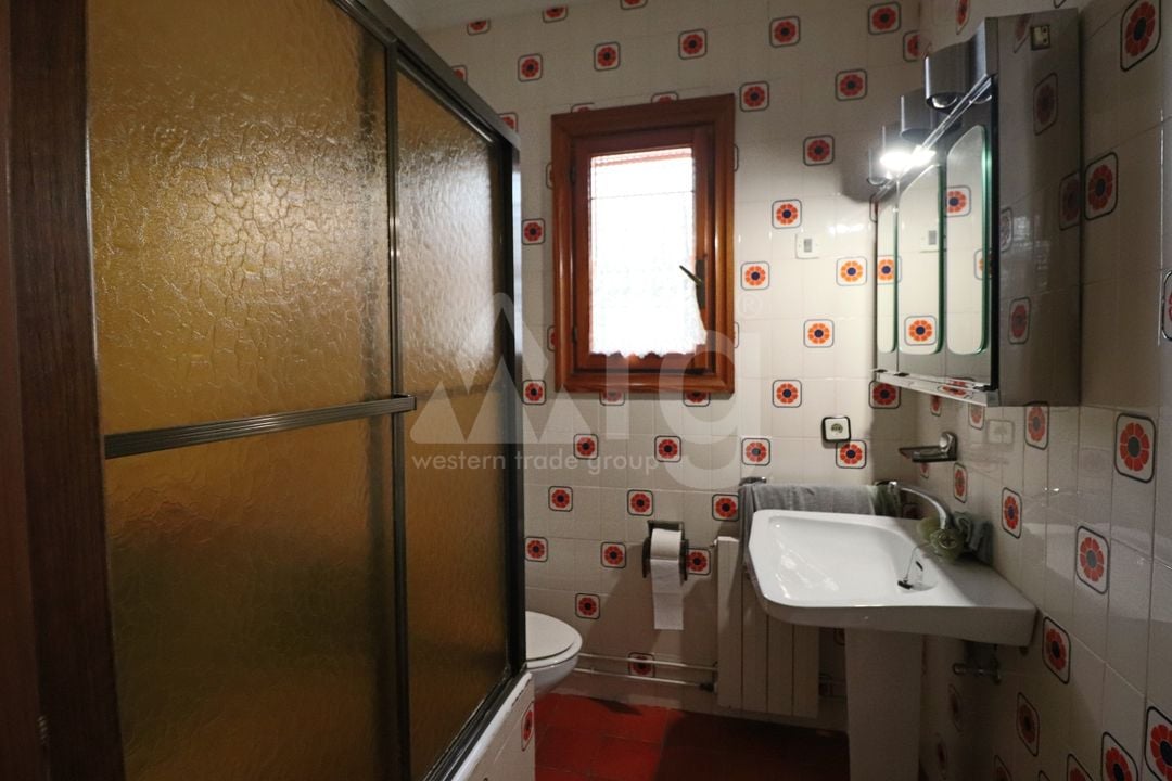 6 bedroom Villa in La Nucia - CPP60035 - Photo - 28