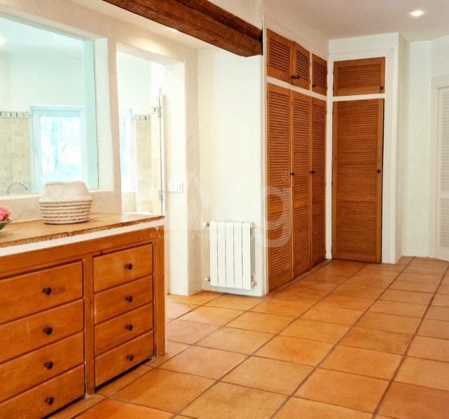 Vilă cu 4 dormitoare în Senija - AVE60098 - Imagini - 23