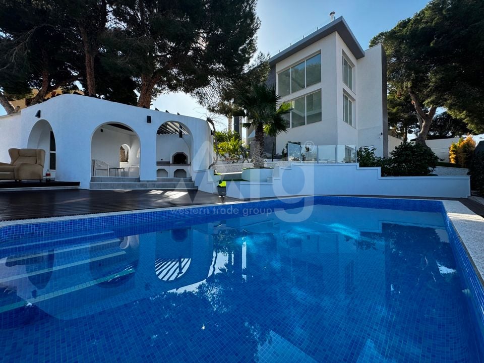 6 bedroom Villa in Los Balcones - LR61679 - Photo - 1