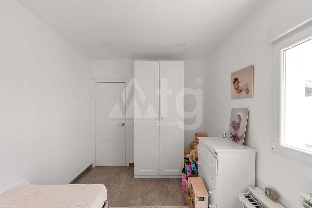 6 bedroom Villa in Los Balcones - LR61679 - Photo - 20