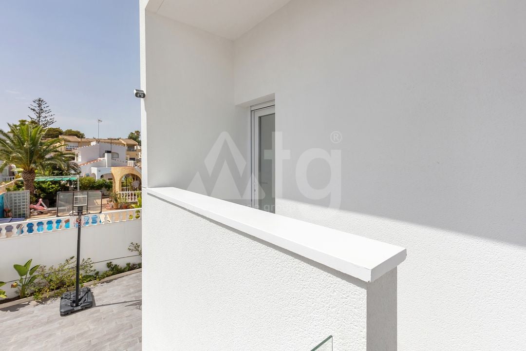 6 bedroom Villa in Los Balcones - LR61679 - Photo - 41