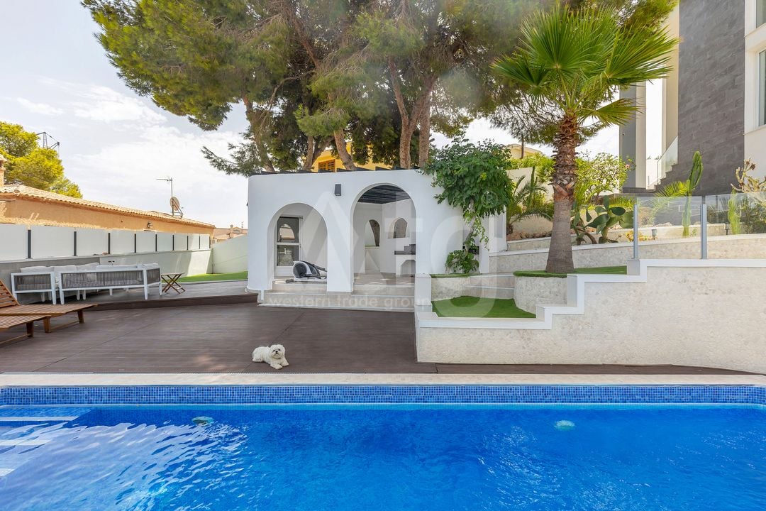6 bedroom Villa in Los Balcones - LR61679 - Photo - 45