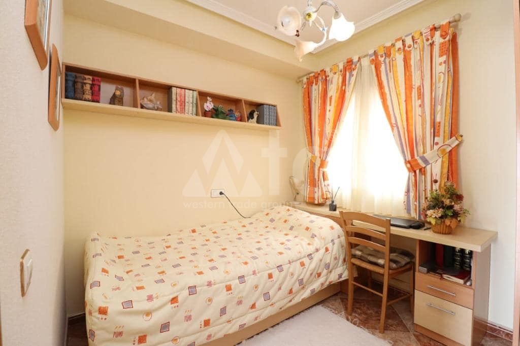 3 bedroom Townhouse in Los Altos - LR61683 - Photo - 9
