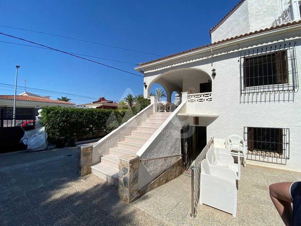 12 bedroom Townhouse in Punta Prima - LR61715 - Photo - 5