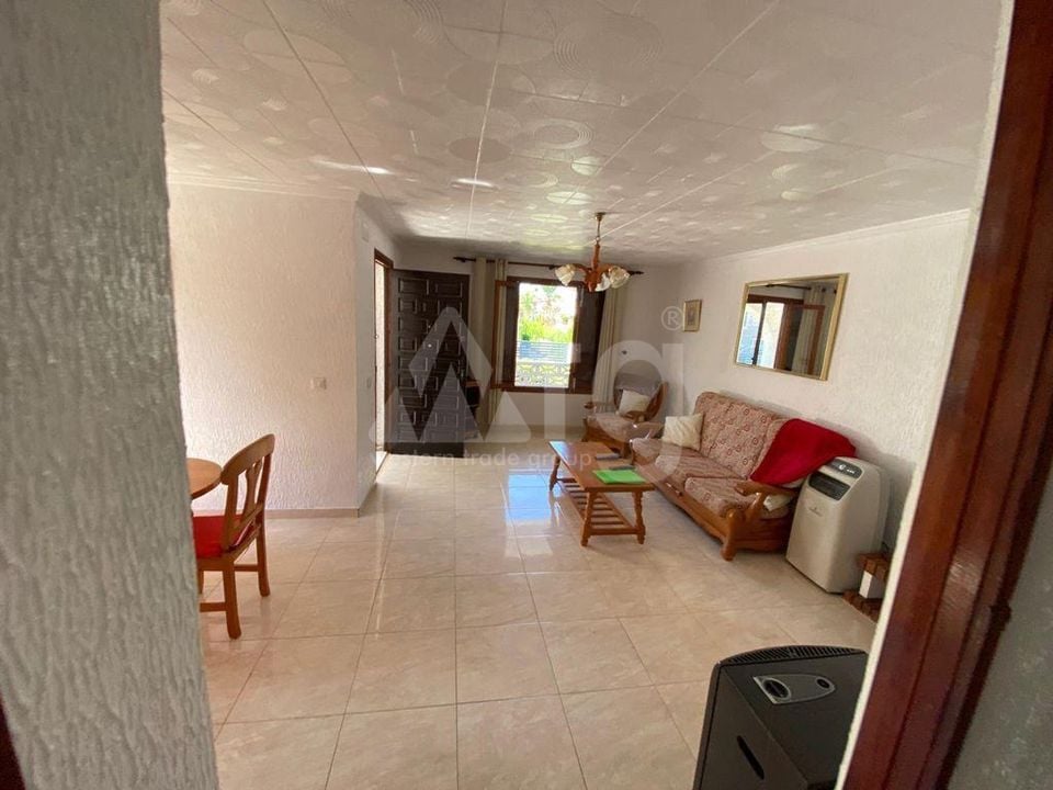 12 bedroom Townhouse in Punta Prima - LR61715 - Photo - 7