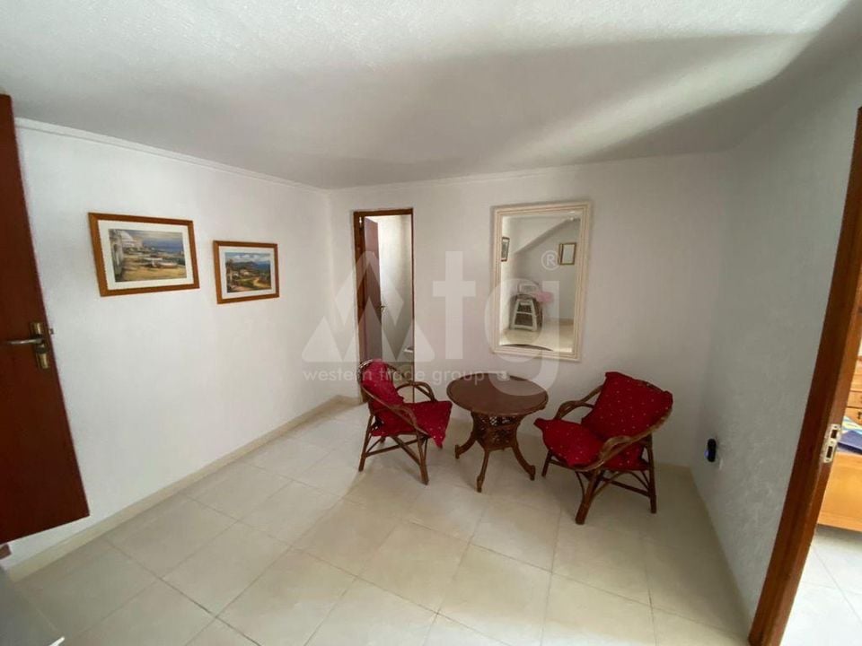 12 bedroom Townhouse in Punta Prima - LR61715 - Photo - 22