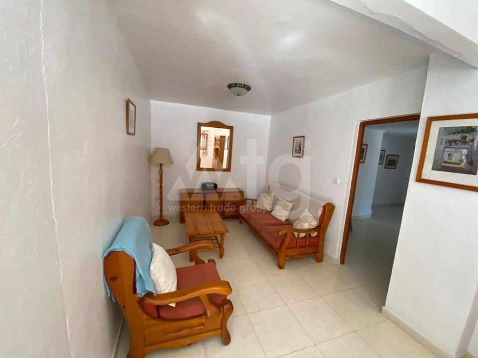 12 bedroom Townhouse in Punta Prima - LR61715 - Photo - 17