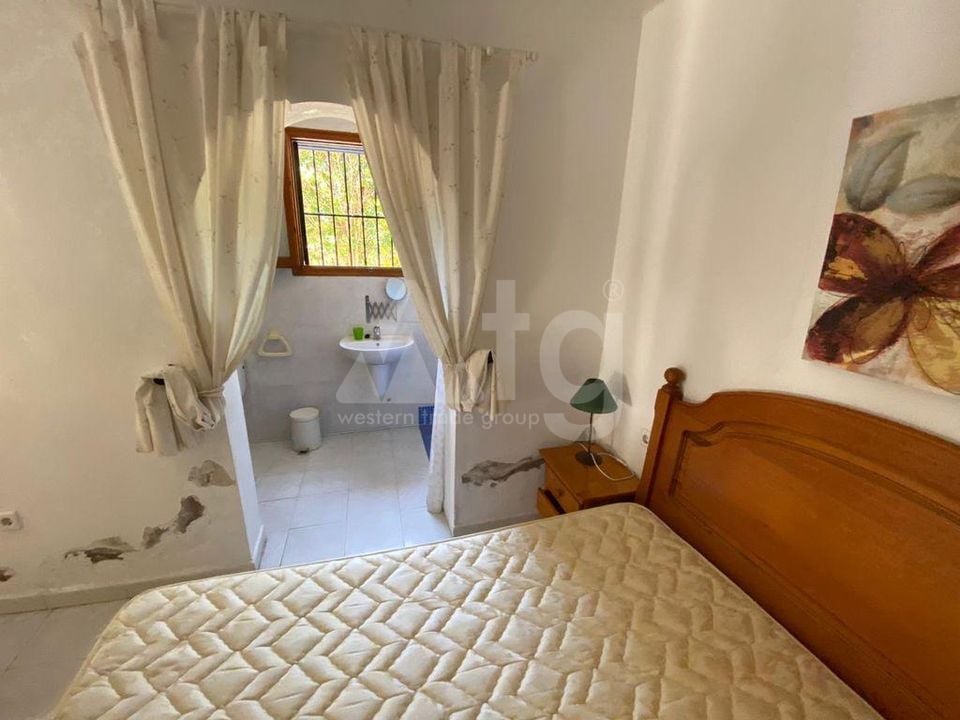 12 bedroom Townhouse in Punta Prima - LR61715 - Photo - 12
