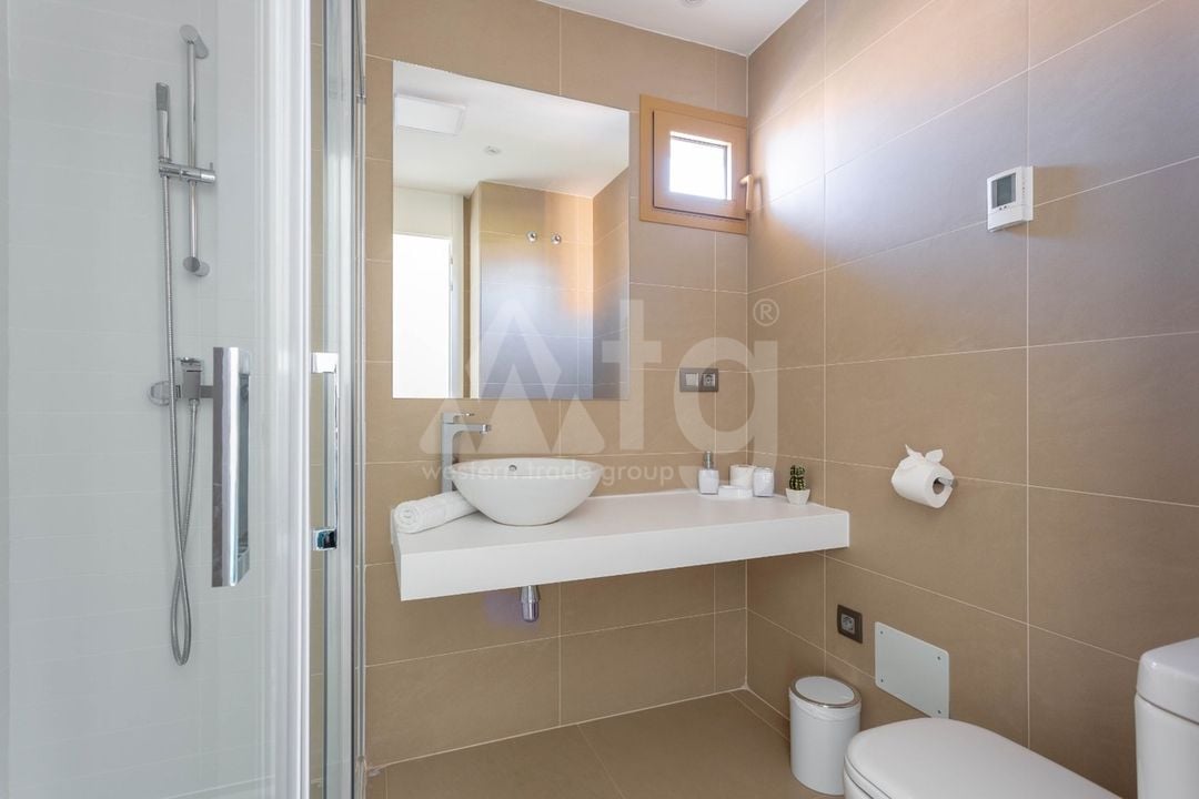 2 Schlafzimmer Appartement in Benidorm - CAA61756 - Foto - 25