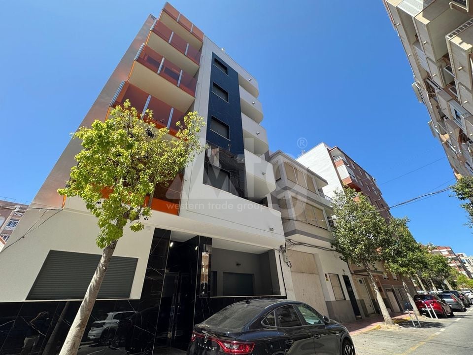 2 bedroom Penthouse in Torrevieja - AG97074 - Photo - 1
