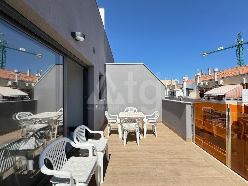 2 bedroom Penthouse in Torrevieja - AG97074 - Photo - 31