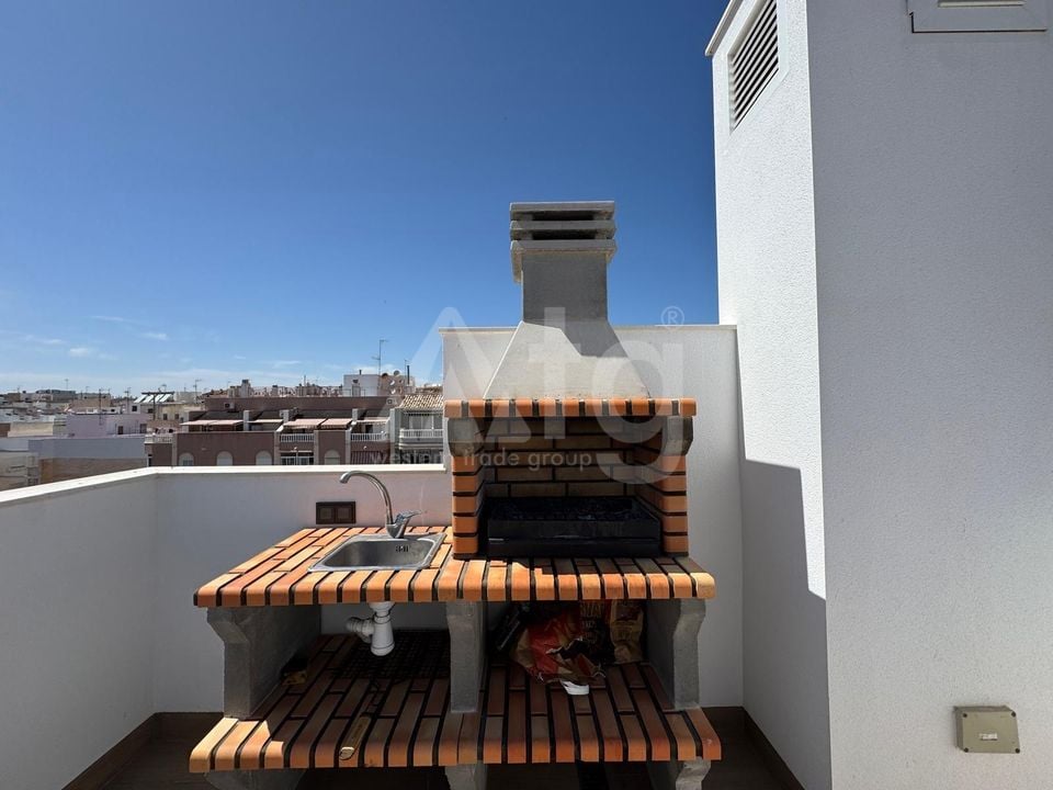 2 bedroom Penthouse in Torrevieja - AG97074 - Photo - 45