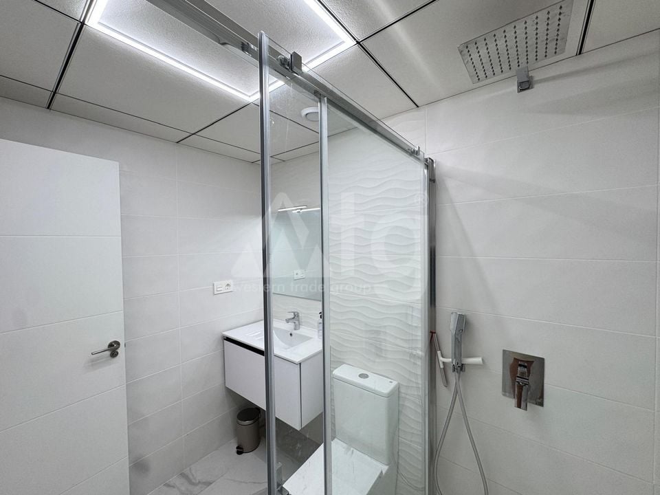 2 bedroom Penthouse in Torrevieja - AG97074 - Photo - 22