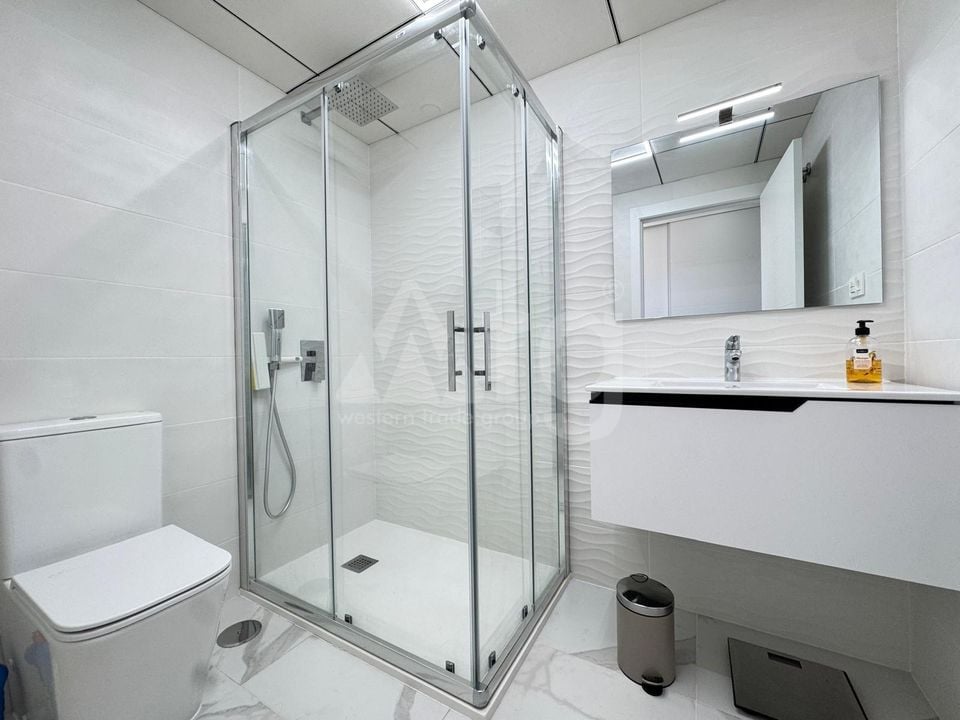 2 bedroom Penthouse in Torrevieja - AG97074 - Photo - 24