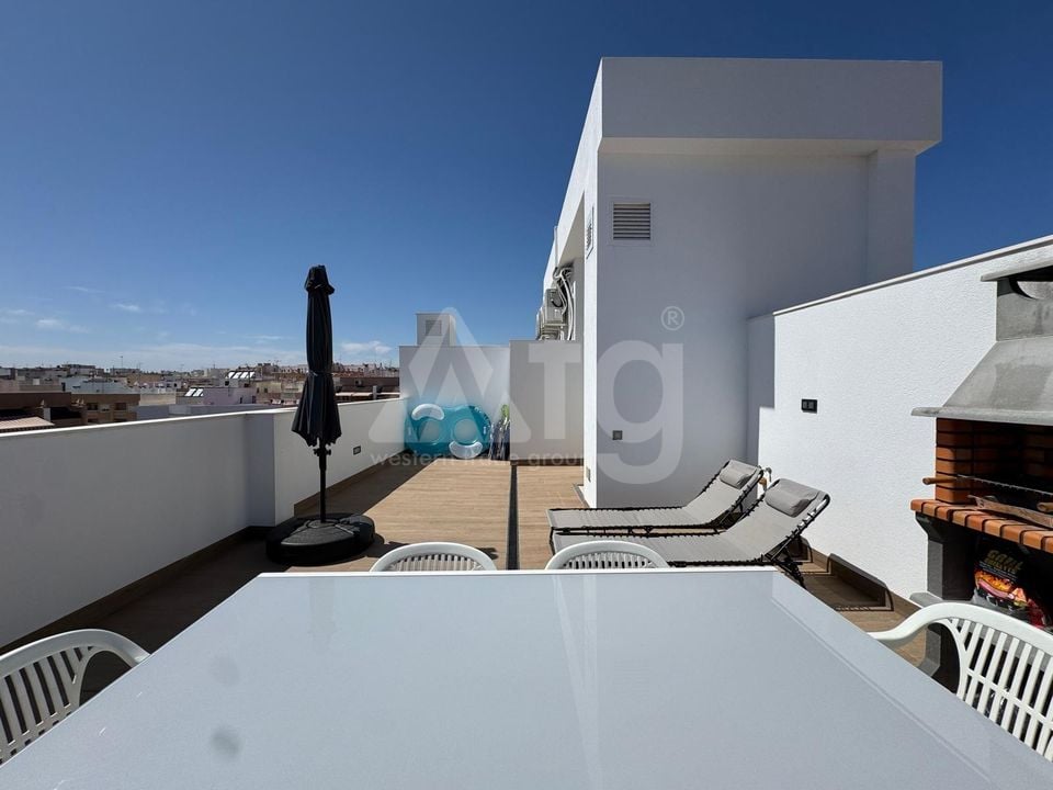 2 bedroom Penthouse in Torrevieja - AG97074 - Photo - 44