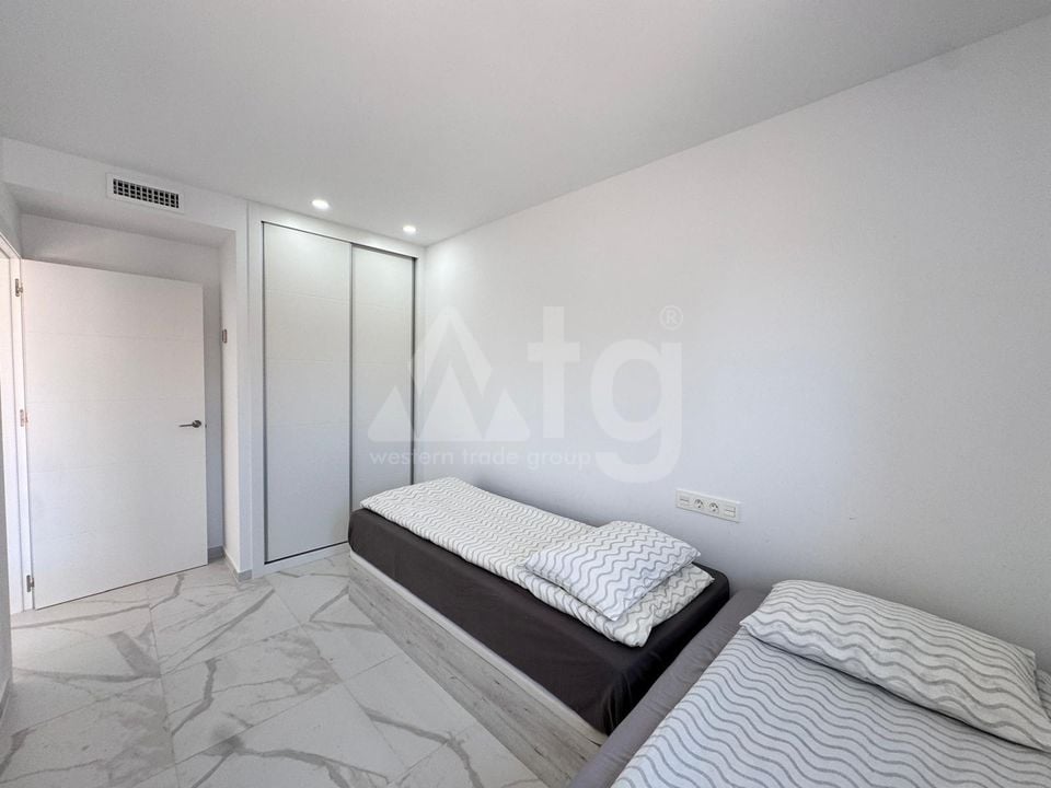 2 bedroom Penthouse in Torrevieja - AG97074 - Photo - 17