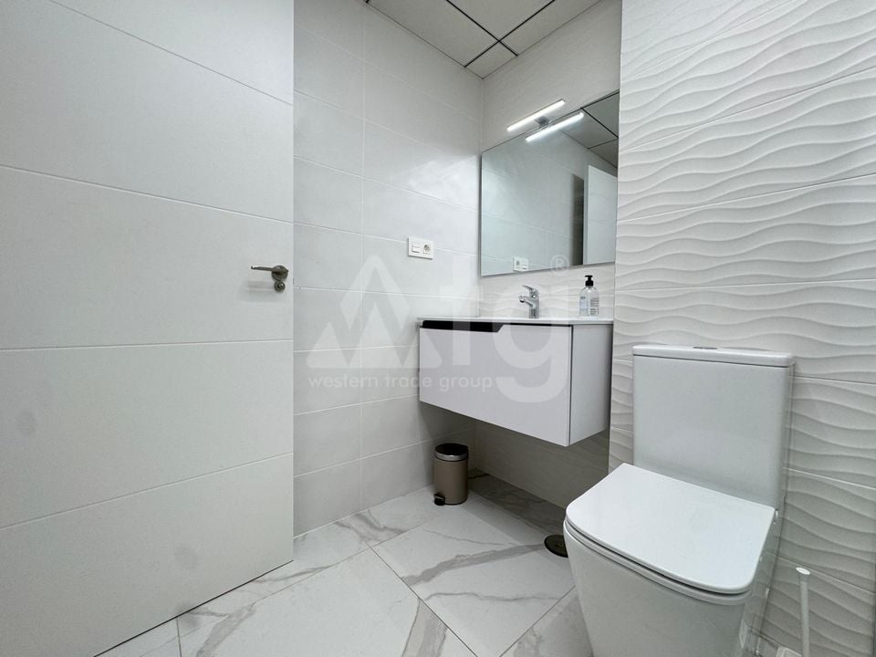 2 bedroom Penthouse in Torrevieja - AG97074 - Photo - 21