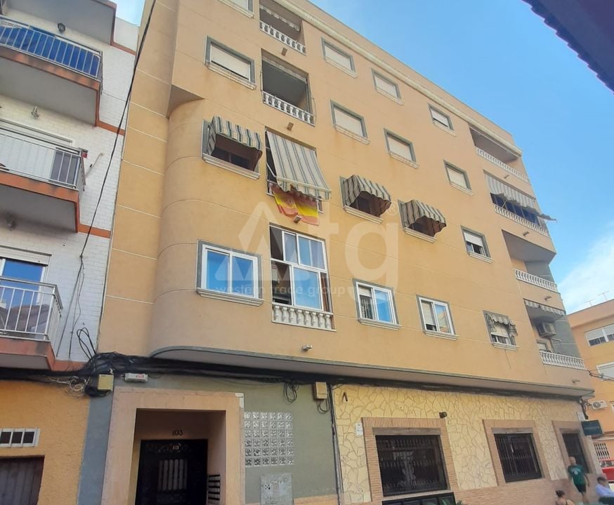 2 Schlafzimmer Appartement in Torrevieja - TT62748 - Foto - 1