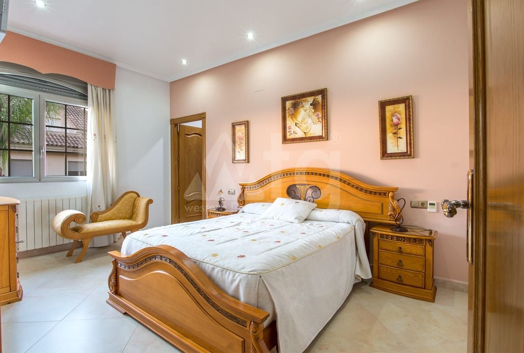 5 bedroom Villa in Torre Guil - SPB62921 - Photo - 8