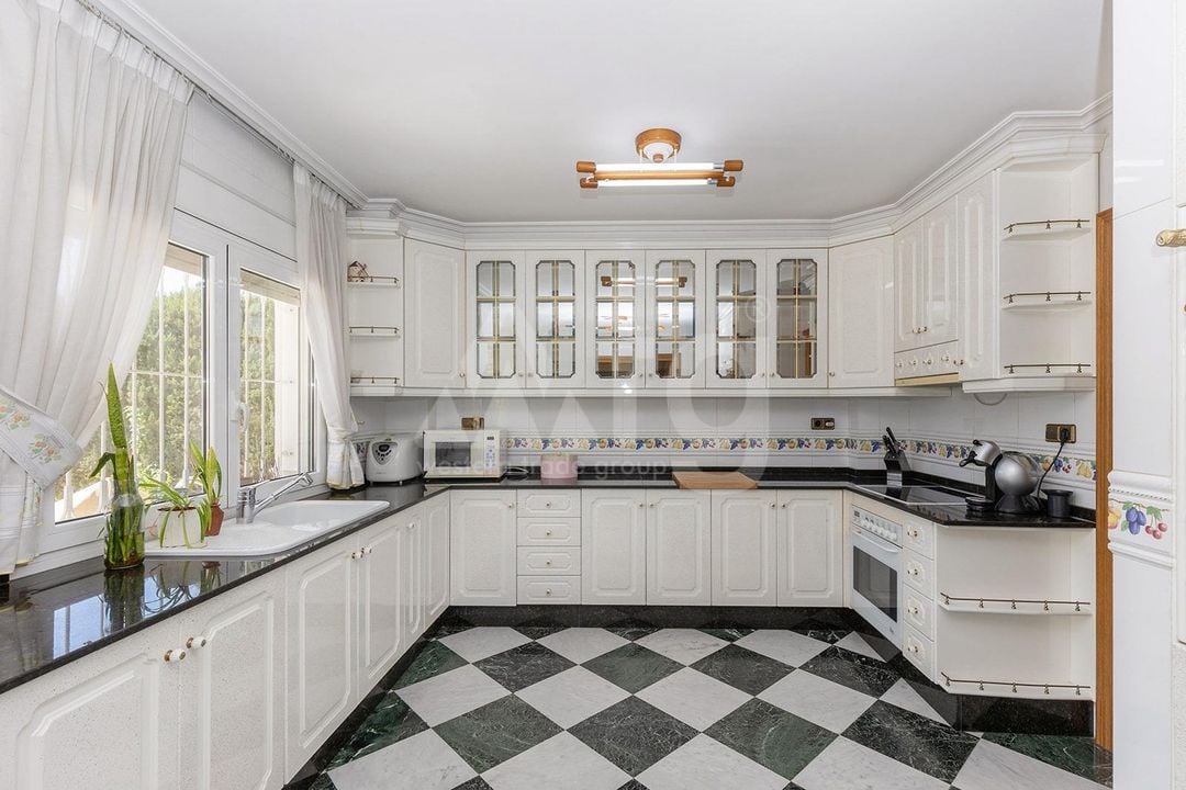 5 bedroom Villa in Torrevieja - GVS64867 - Photo - 12