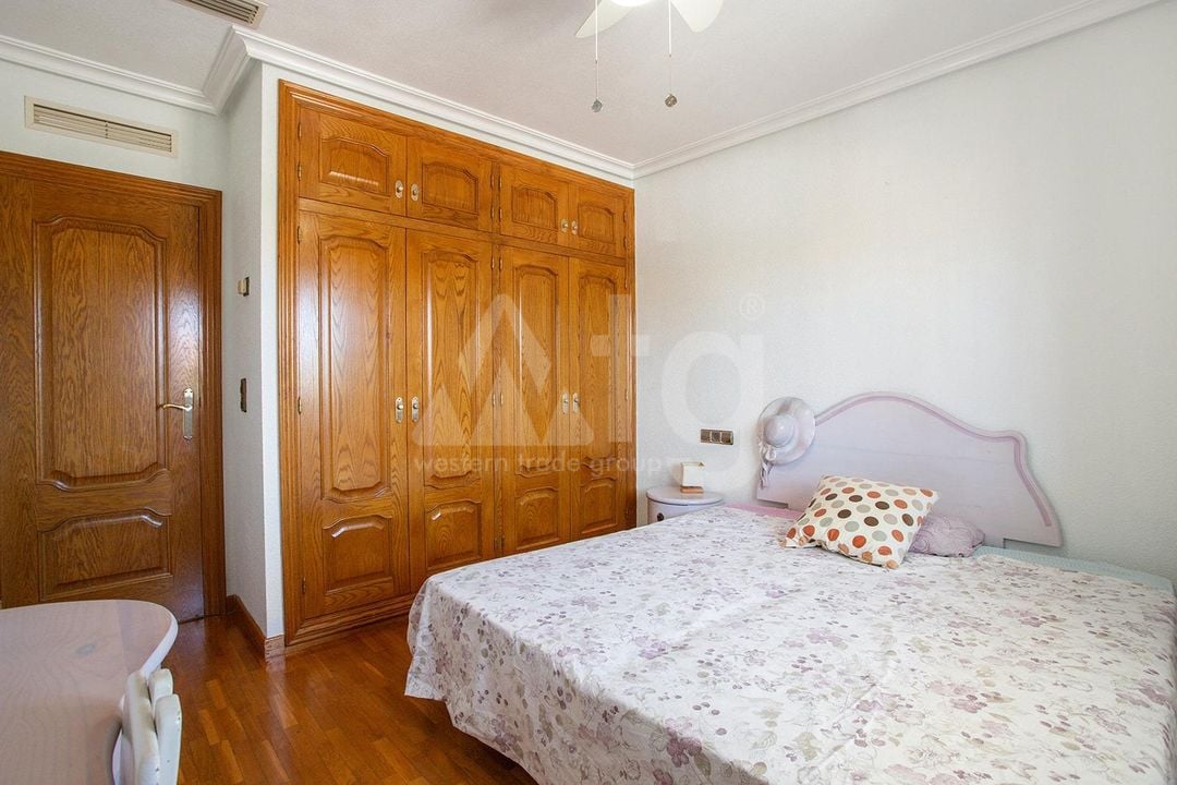 5 bedroom Villa in Torrevieja - GVS64867 - Photo - 19