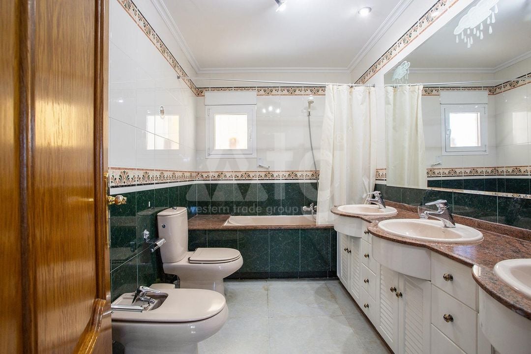 5 bedroom Villa in Torrevieja - GVS64867 - Photo - 36