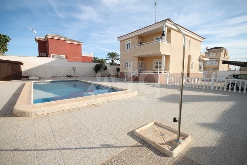 5 bedroom Villa in Torrevieja - FU90999 - Photo - 1