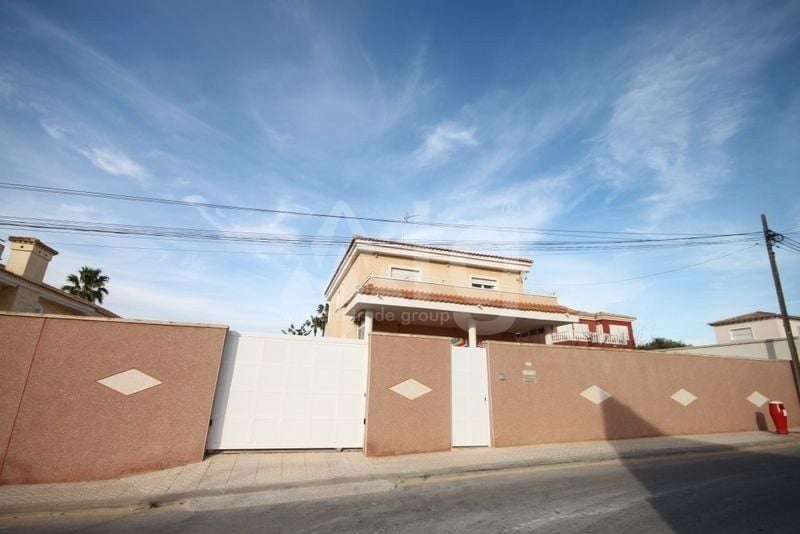 5 bedroom Villa in Torrevieja - FU90999 - Photo - 27