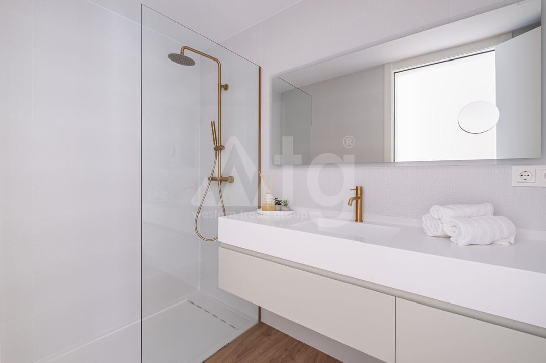 3 Schlafzimmer Appartement in Benidorm - ESP65581 - Foto - 26