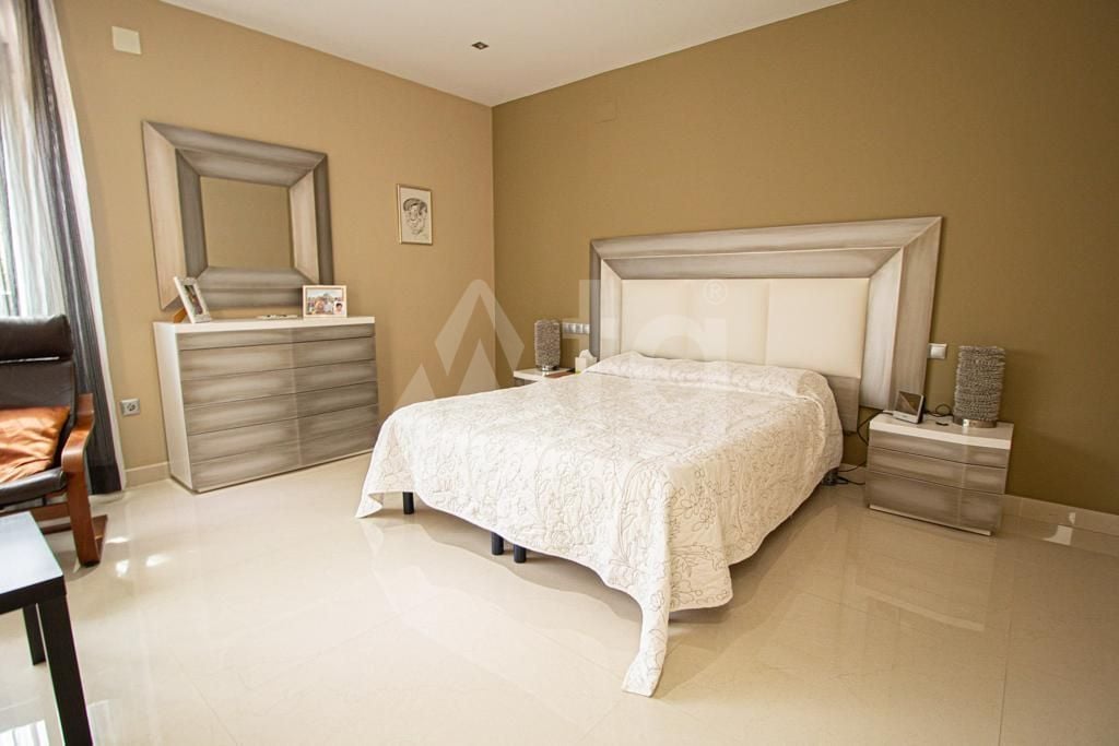 6 bedroom Villa in Alfaz del Pi - SV67360 - Photo - 9