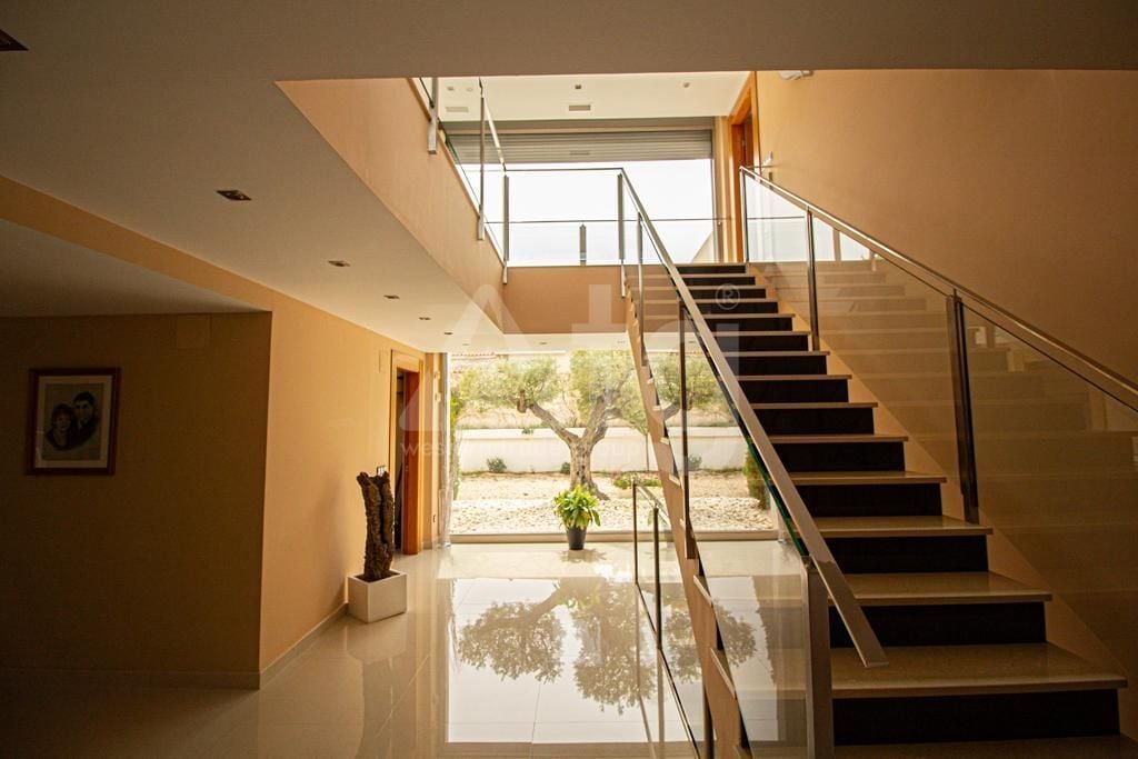 6 bedroom Villa in Alfaz del Pi - SV67360 - Photo - 7