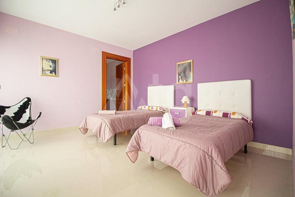 6 bedroom Villa in Alfaz del Pi - SV67360 - Photo - 13