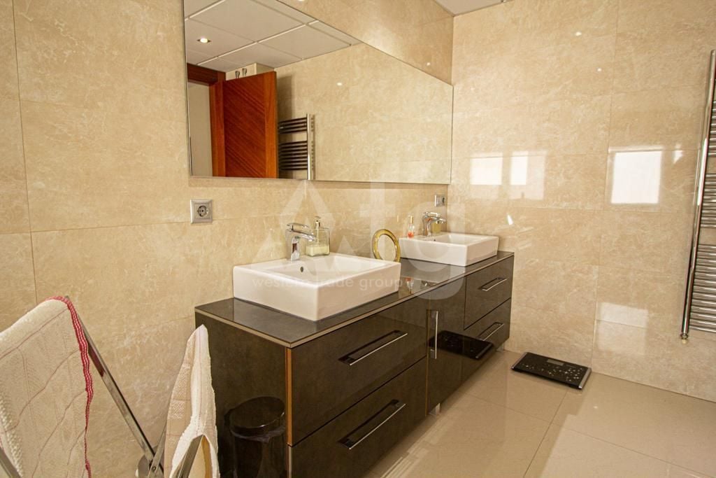6 bedroom Villa in Alfaz del Pi - SV67360 - Photo - 24