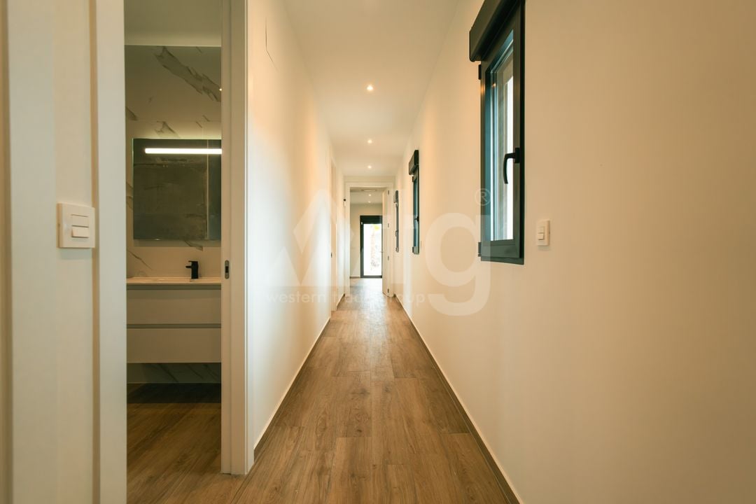 Villa de 3 habitaciones en Pinoso - CLR20978 - Foto - 13