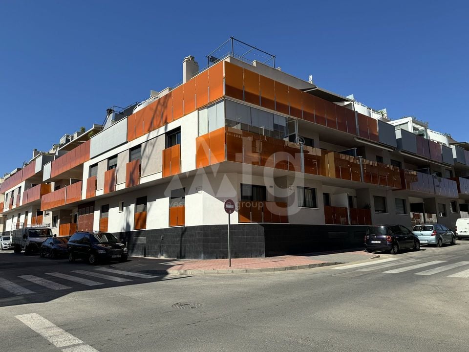 2 bedroom Apartment in Torrevieja - SH68187 - Photo - 1
