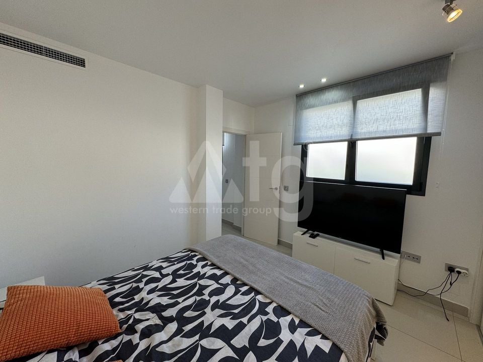 2 bedroom Apartment in Torrevieja - SH68187 - Photo - 9