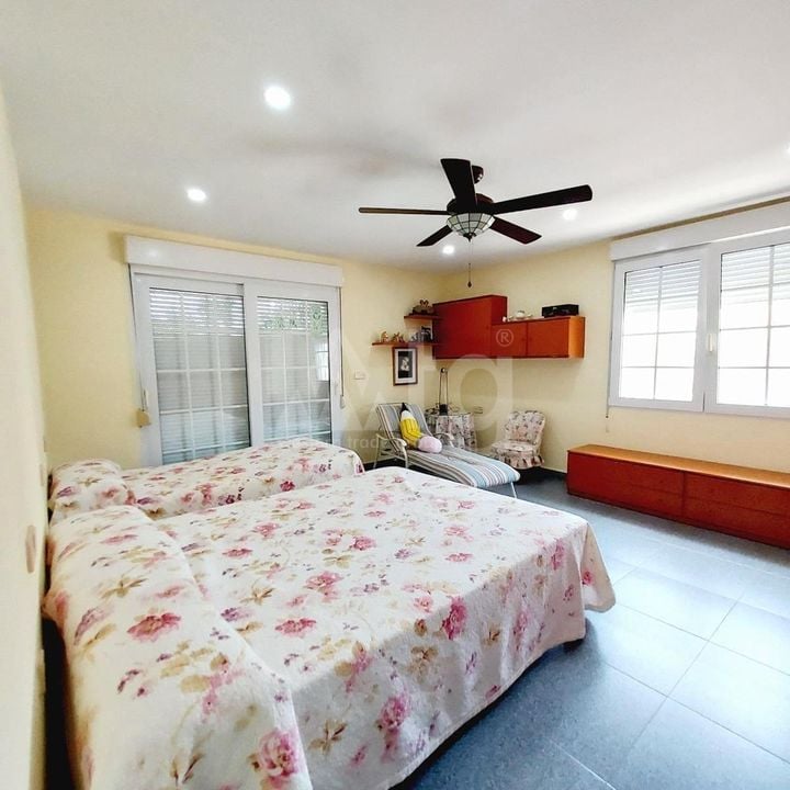 7 bedroom Villa in Cabo Roig - SV68598 - Photo - 13