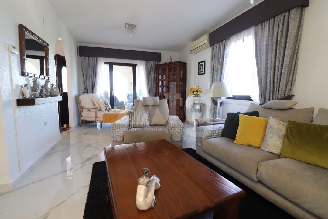 5 bedroom Villa in Algorfa - VRE69039 - Photo - 7