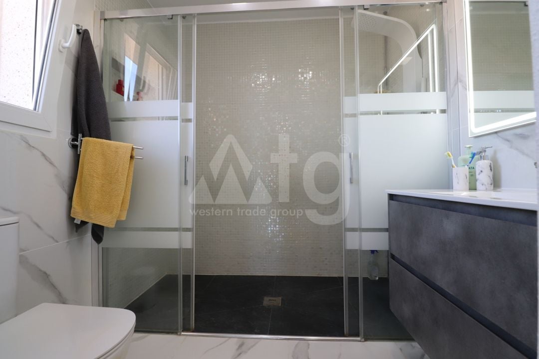 5 bedroom Villa in Algorfa - VRE69039 - Photo - 30