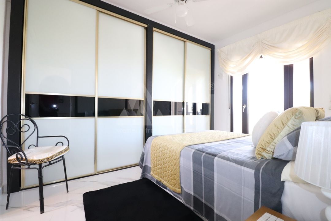 5 bedroom Villa in Algorfa - VRE69039 - Photo - 18
