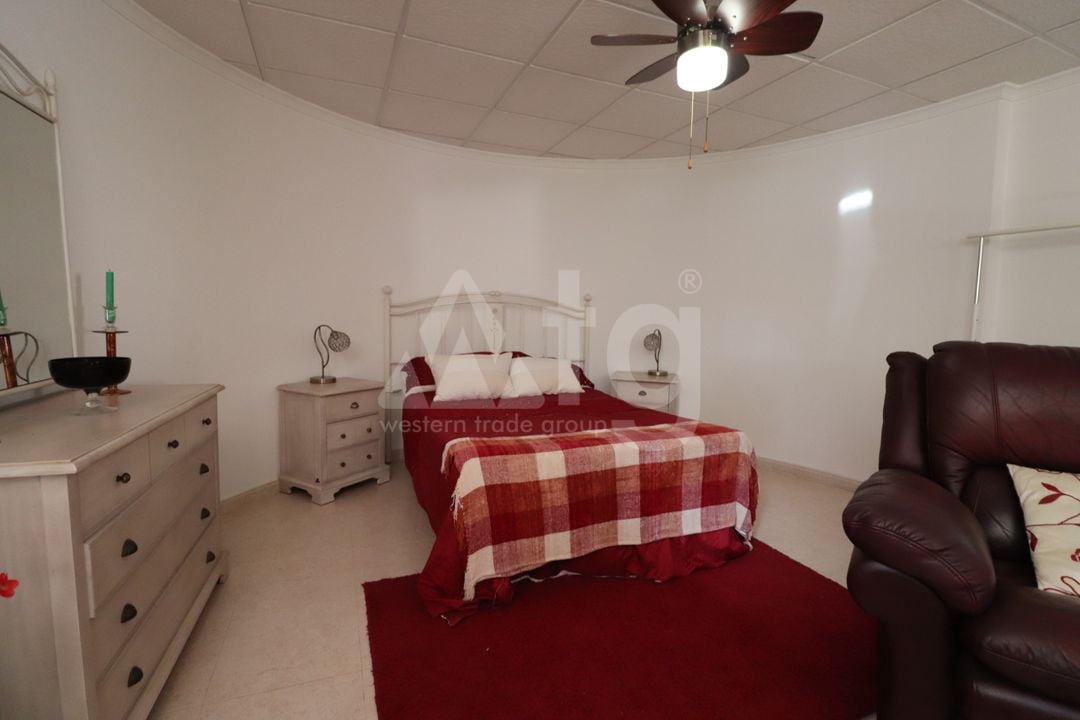 5 bedroom Villa in Algorfa - VRE69039 - Photo - 19