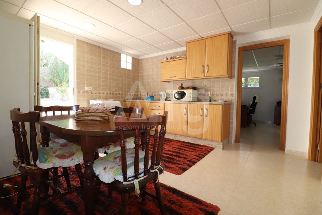 5 bedroom Villa in Algorfa - VRE69039 - Photo - 16