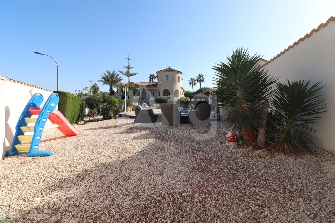5 bedroom Villa in Algorfa - VRE69039 - Photo - 45