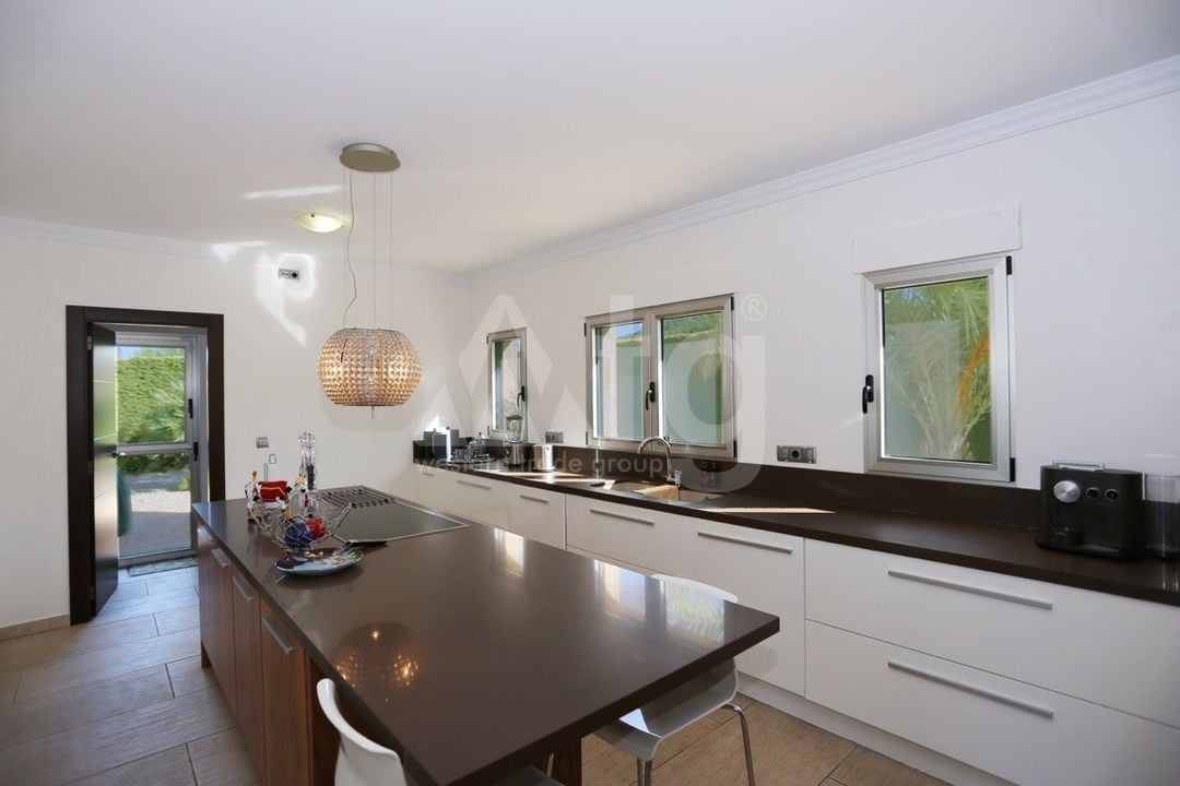 Vilă cu 5 dormitoare în Jávea - LLA69424 - Imagini - 9