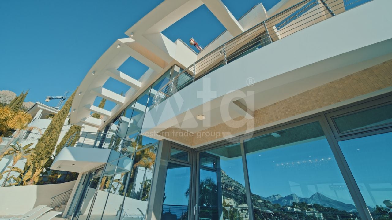5 bedroom Villa in Altea Hills - LR70075 - Photo - 4