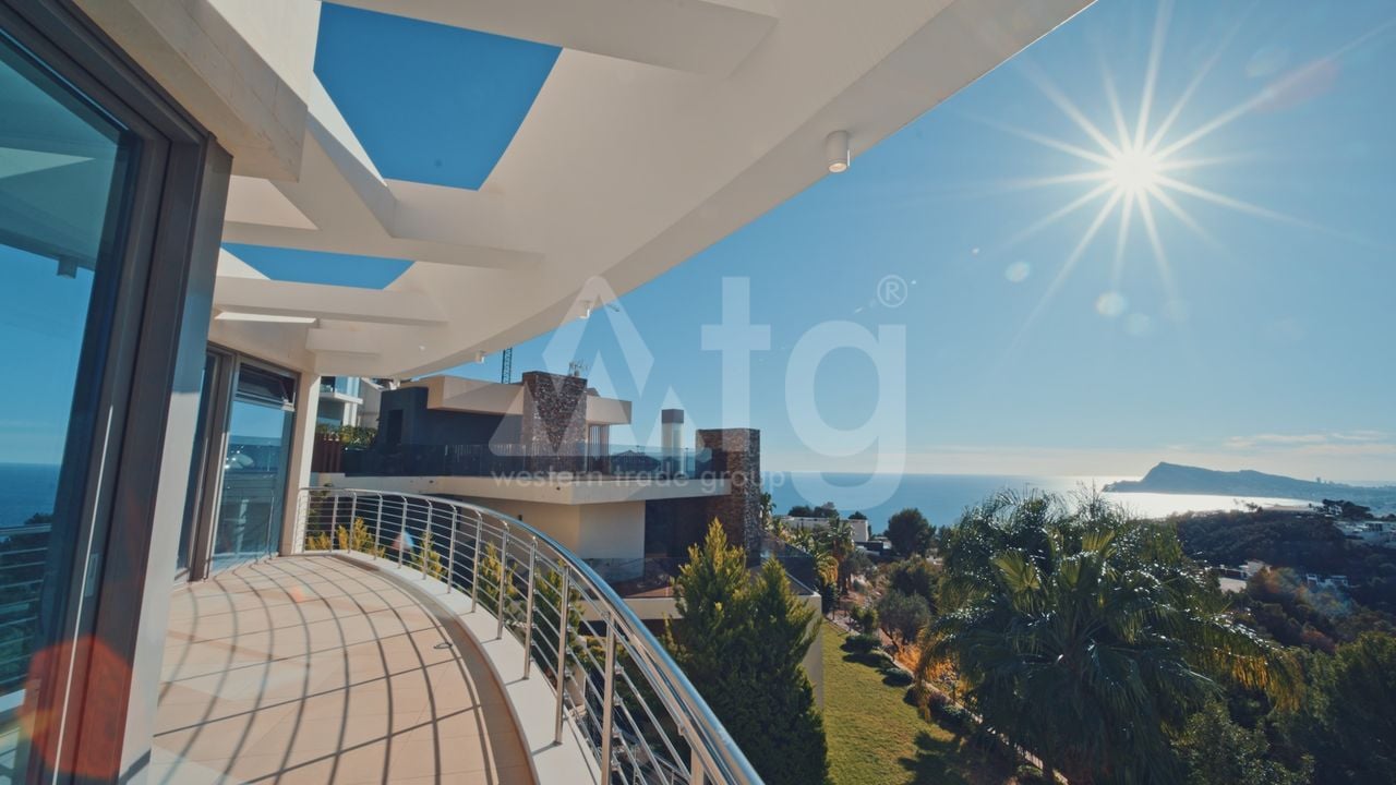 5 bedroom Villa in Altea Hills - LR70075 - Photo - 13
