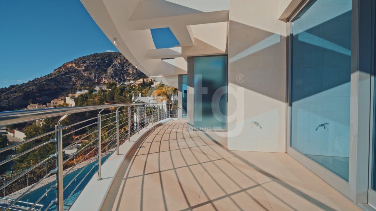5 bedroom Villa in Altea Hills - LR70075 - Photo - 14